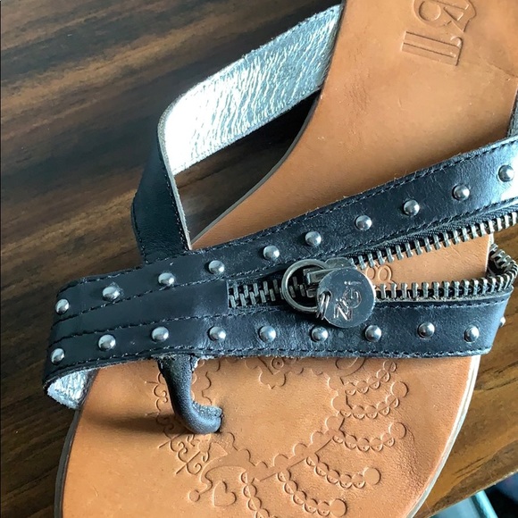 Ladies Zigi Girl Slide Sandals Never Worn - Picture 6 of 8